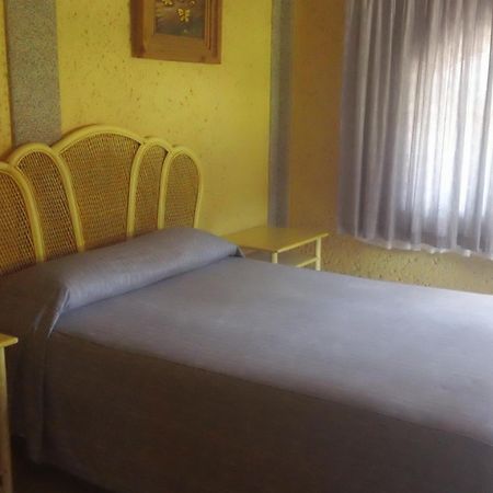 Hotel Villa Monarca Inn Zitacuaro ภายนอก รูปภาพ