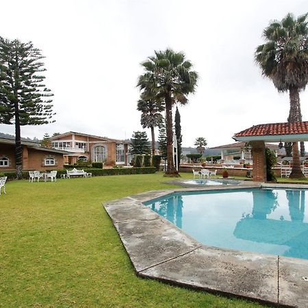 Hotel Villa Monarca Inn Zitacuaro ภายนอก รูปภาพ