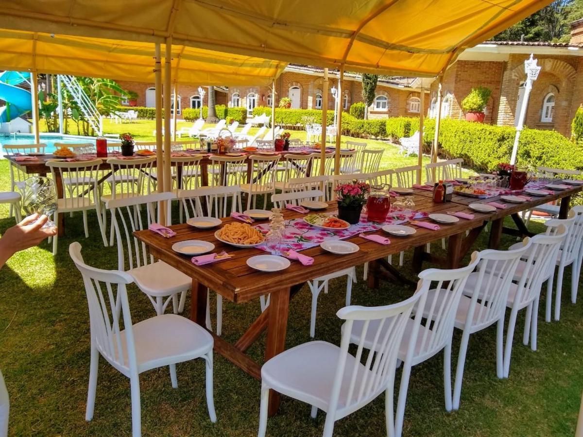 Hotel Villa Monarca Inn Zitacuaro ภายนอก รูปภาพ